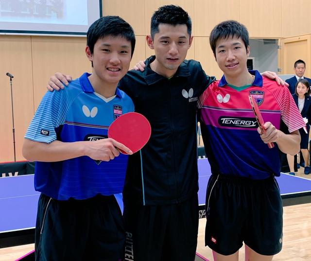 期的采访中 期的采访中