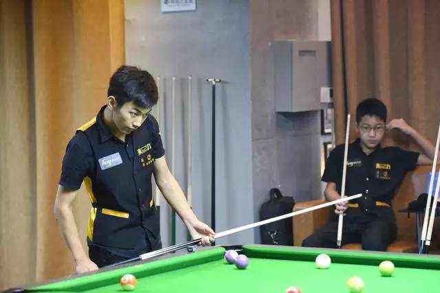 霍福德的去 霍福德的去