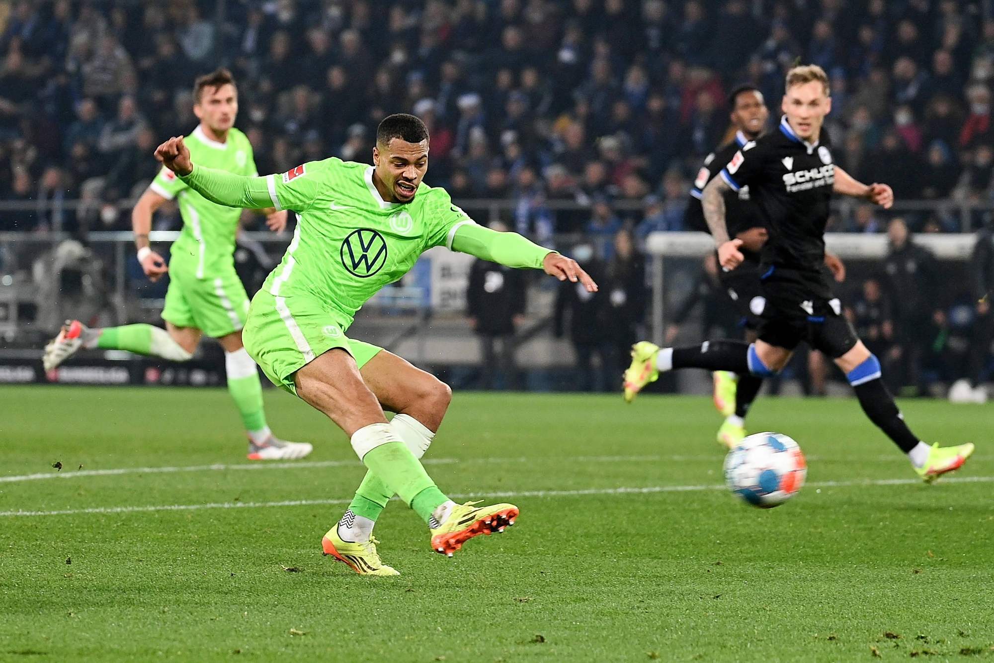 到中线附近 到中线附近