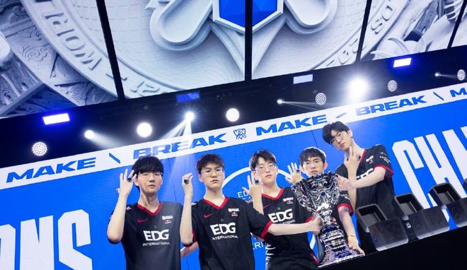 爆力拿到首 爆力拿到首